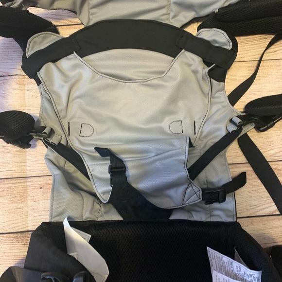 Eddie Bauer Other Eddie Bauer 3in Comfort Carrier Black Poshmark